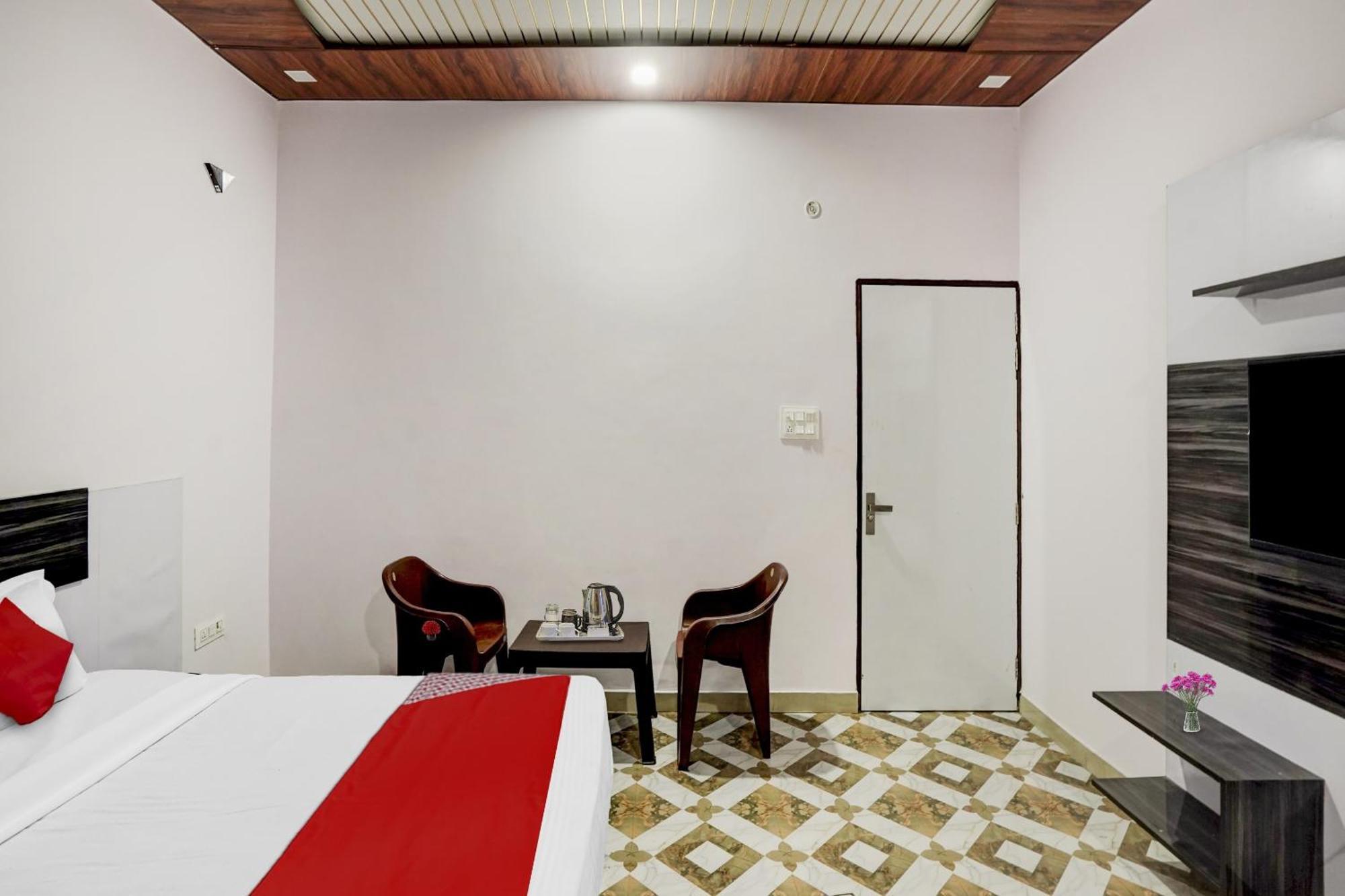 Collection O Love Garden Hotel Ghaziabad Exterior photo